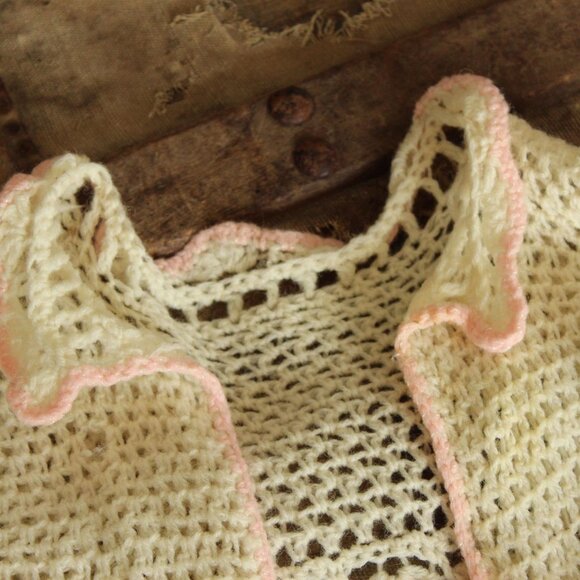 Vintage 1950s Baby Sweater and Bonnet, Ivory and Pink Knit Or Crochet Cardigan - Picture 9 of 10